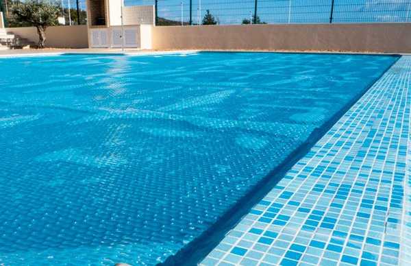 10 mejores cubiertas de piscinas solares en el mercado en 2020 Tabla comparativa