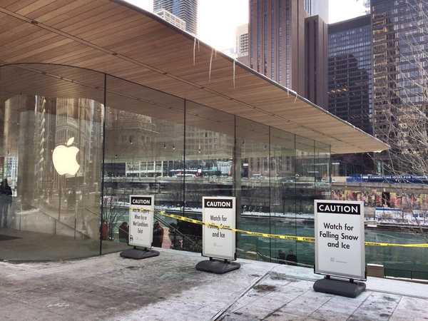 Apple mengatakan kesalahan perangkat lunak menyebabkan masalah salju di toko Chicago-nya