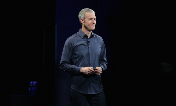 Op-chief Apple mengatakan pertukaran antara kecepatan dan masa pakai baterai tidak lagi diperlukan