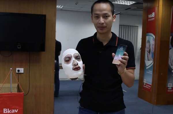 Att slå Face ID med en mask är inte så enkelt eftersom den här videon får den att se ut