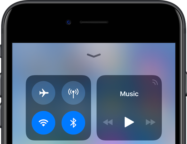 Hoe Wi-Fi en Bluetooth in iOS 11 volledig uit te schakelen voor alle netwerken en apparaten