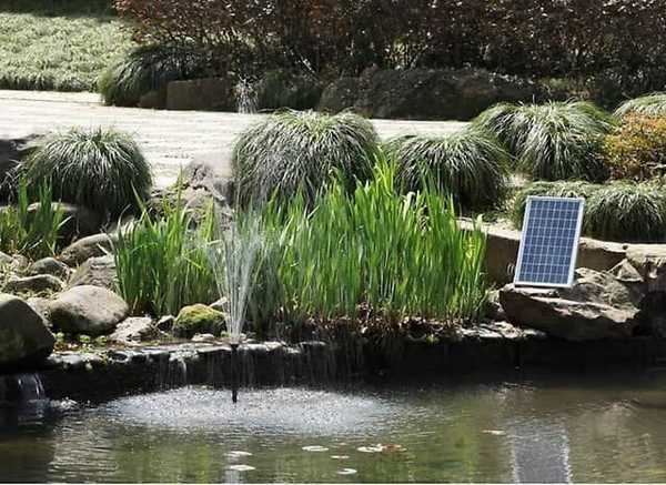 Cómo elegir una fuente de agua solar para un estanque o un jardín