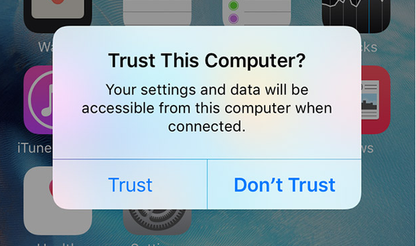 La maggiore sicurezza dell'associazione di iOS 11 richiede il passcode per il prompt Trust This Computer