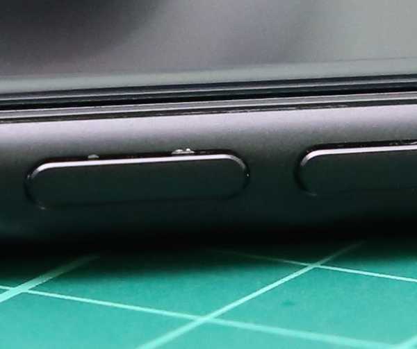 Finisajul negru mat al iPhone 7 este susceptibil la cipuri și peeling?