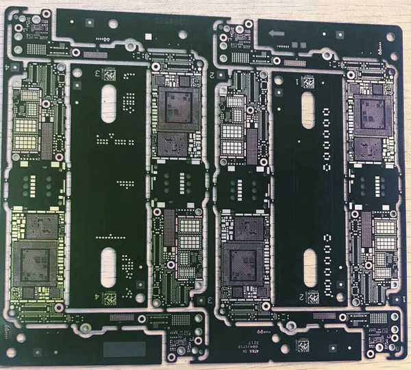 Vazamentos na placa lógica do iPhone 7s
