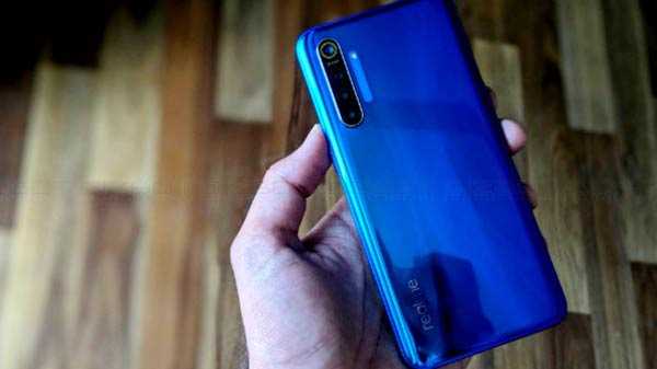 Realme XT Quick Review 64MP Campioni, design, display e specifiche della fotocamera