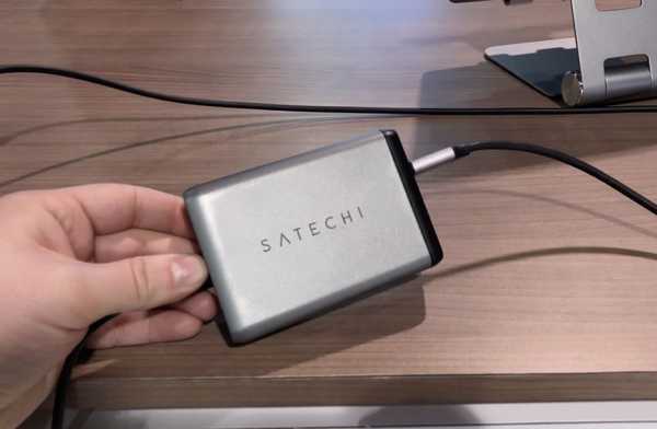 O carregador USB-C de 75 W da Satechi pode alimentar o seu MacBook Pro e mais 3 dispositivos