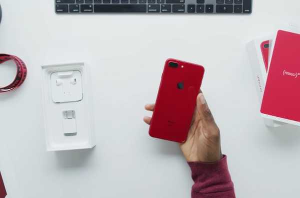 Video MKBHD unboxes, gaat hands-on met rode iPhone 8