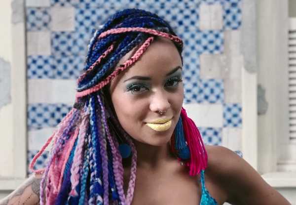 Urmăriți videoclipul cu tematică Carnaval brazilian Apple, care prezintă modul Portret pe iPhone 7 Plus