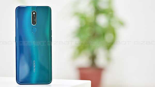 OPPO F11 Pro Review Bon design, affichage et appareil photo, logiciel décevant