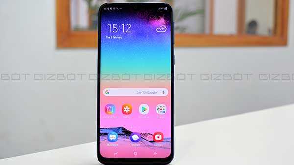 Samsung Galaxy M20 Review Un nouveau téléphone à prix agressif avec une batterie massive