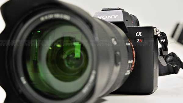 Sony Full-frame α7R III Mirrorless Camera Tinjau kualitas gambar dan video