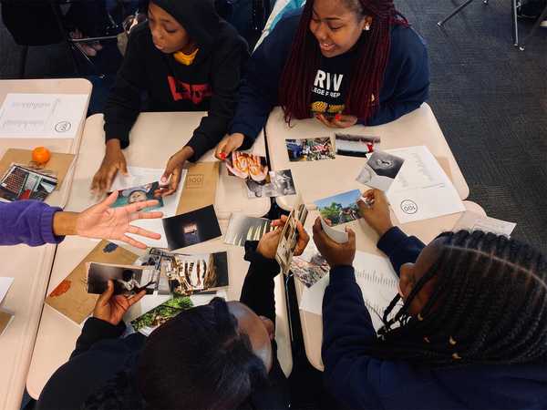 Apple arbeitet mit 100 Kameras zusammen, um Studenten in Chicago die iPhone-Fotografie beizubringen