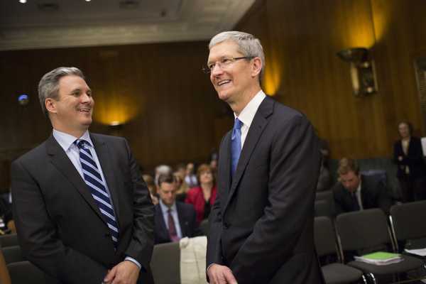 De vice-president van Apple, Steve Dowling, verlaat Apple na 16 jaar