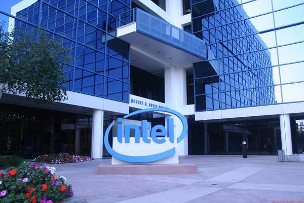 Intel annuncia l'uscita dal business dei modem smartphone 5G