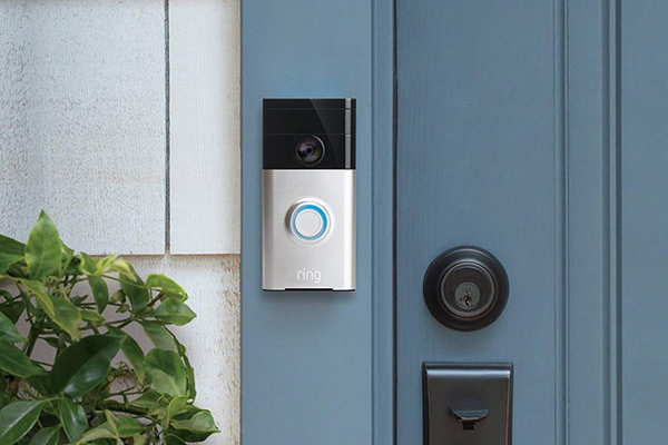 La aplicación Ring Doorbell para Android rastrea a los usuarios, vende datos a terceros como Facebook